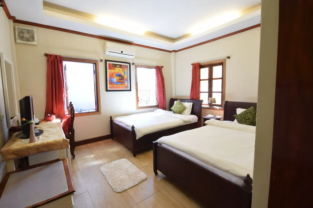 Mylaohome Guesthouse Luang Prabang 3*,